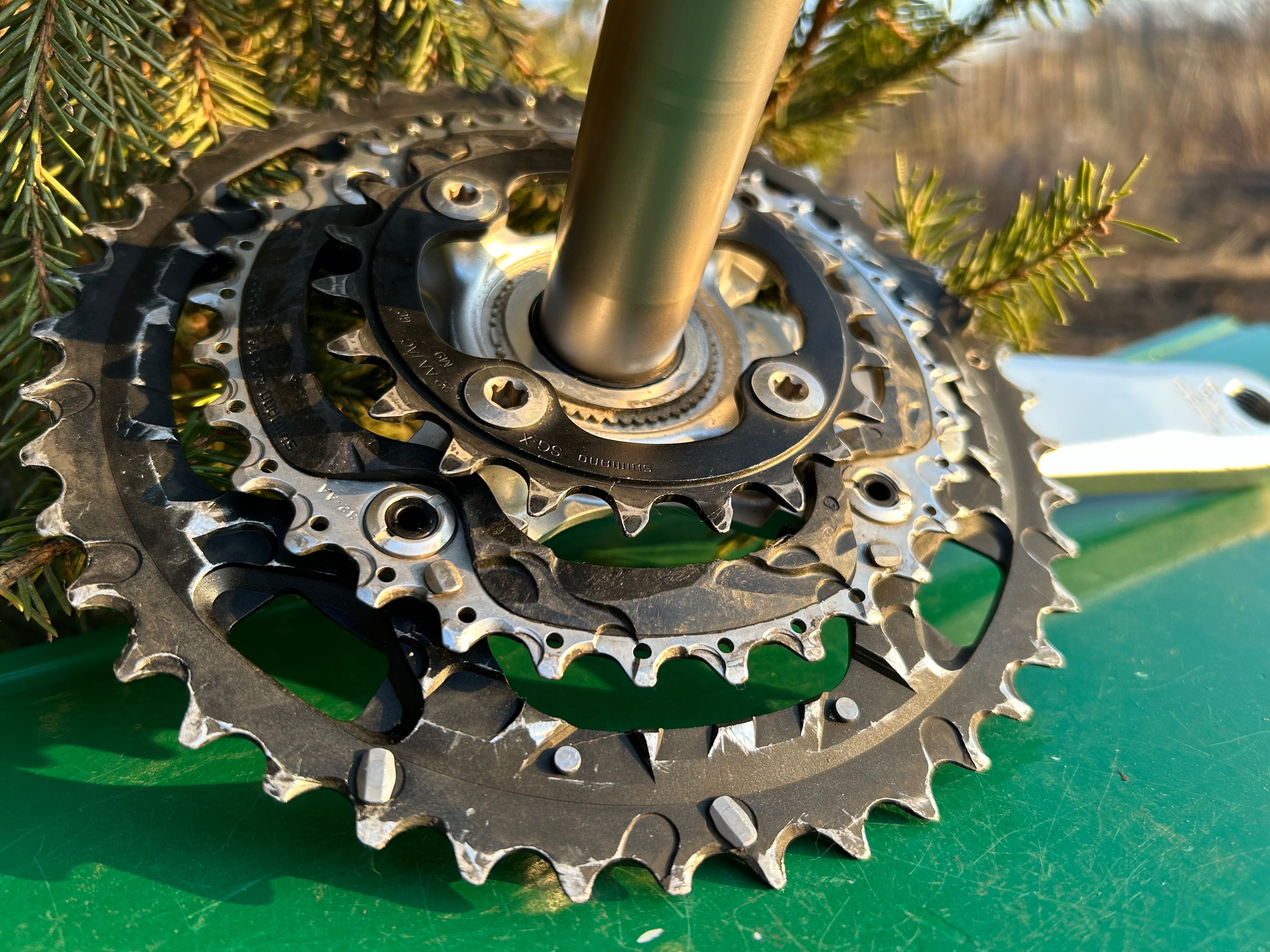 170 мм Шатуны, система Shimano Deore XT FC-M770