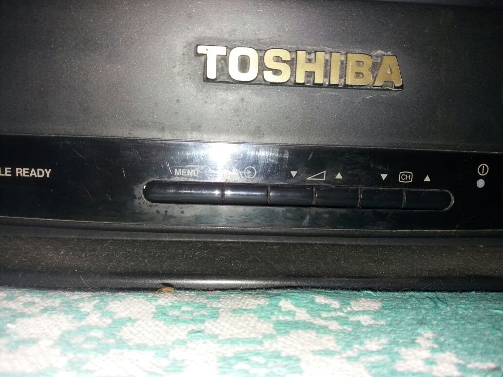 Телевизор TOSHIBA