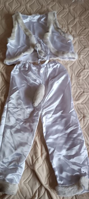 Костюм новорічний розбійник,  вовк, повар, індіанець, зайчик на 4-7р