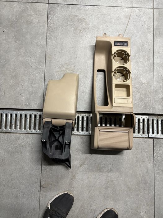Podłokietnik tunel środkowy cupholder bmw e46