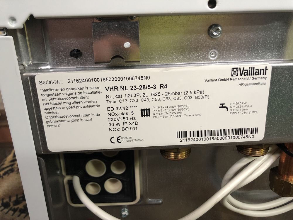 Газовий конденсаційний котел Vaillant T8 ecotec classic plus