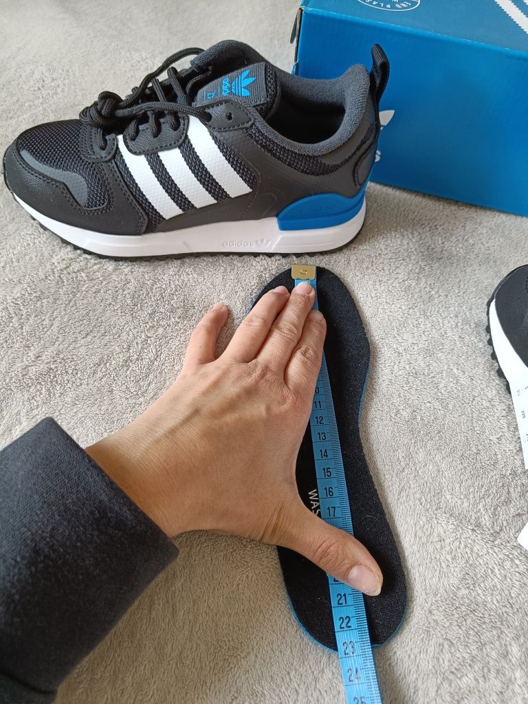 Nowe buty adidas zx 700 HD