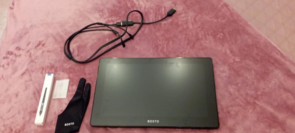 Tablet graficzny PROFESJONALNY BOSTO BT-16HD 2024