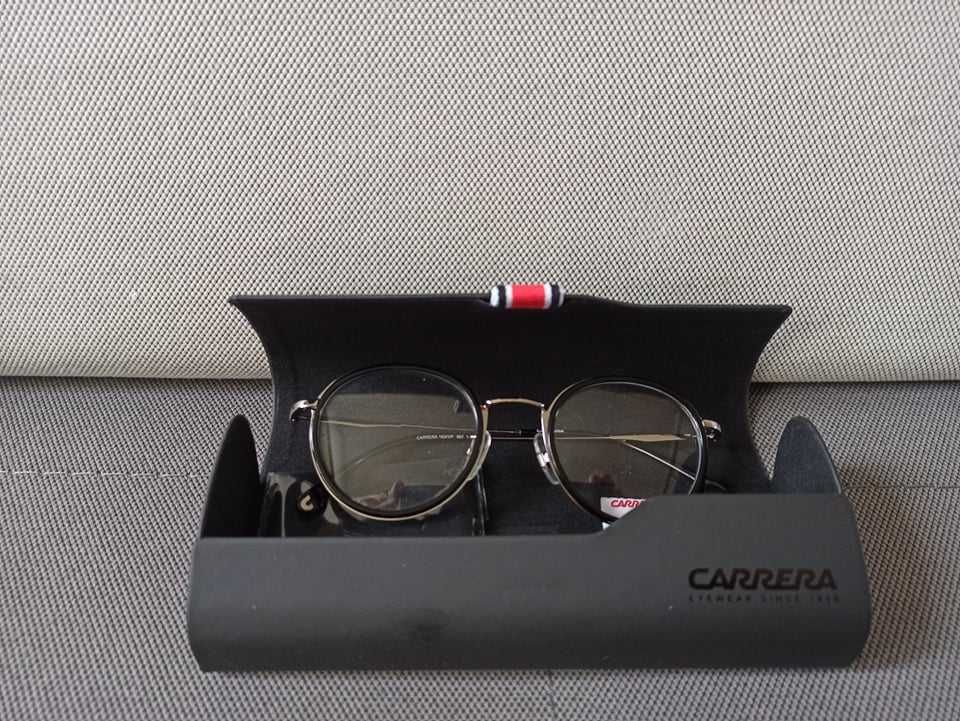 Oprawka korekcyjna marki Carrera model 163 WF 807