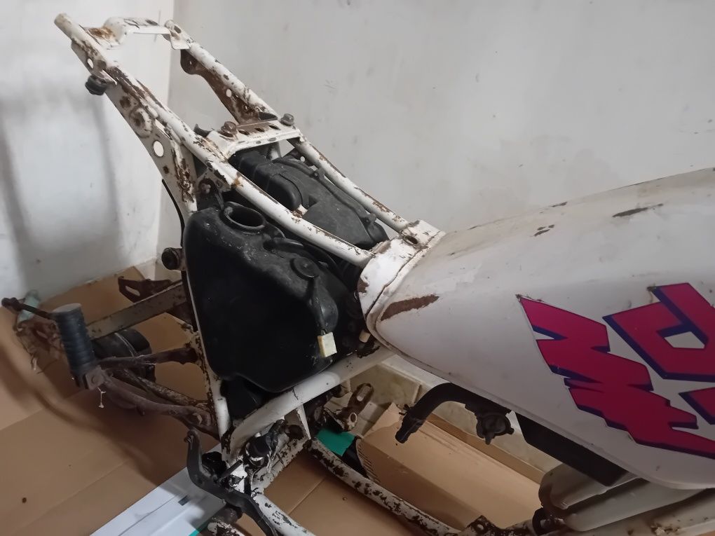 Quadro s/d e peças yamaha dt 50