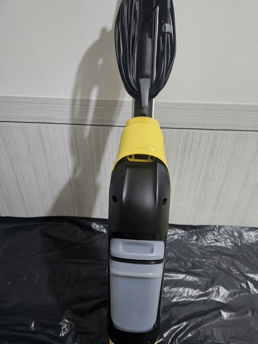 Миючий пилосос Karcher FC 5