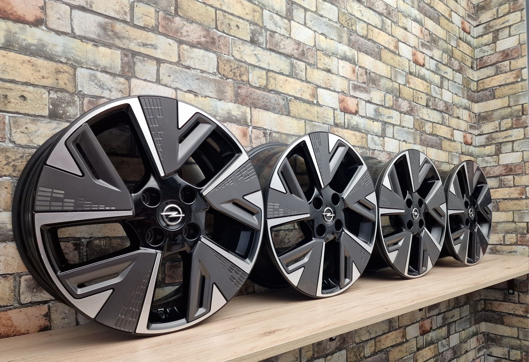 Felgi 17' 4x108 OPEL Mokka Corsa Peugeot 2008, 208 Citroen C4 DS4 DS3