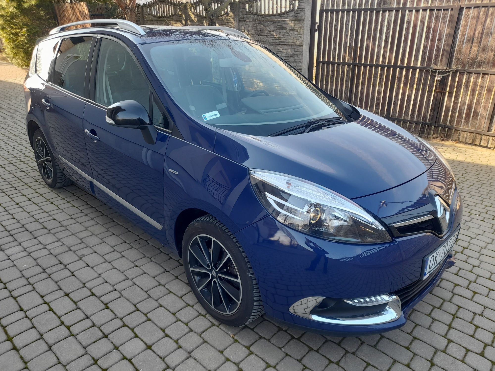 Renault Grand Scenic 1.2 Tce 115KM BOSE 7 Osobowy 6 BiegówSTAN IDEALNY