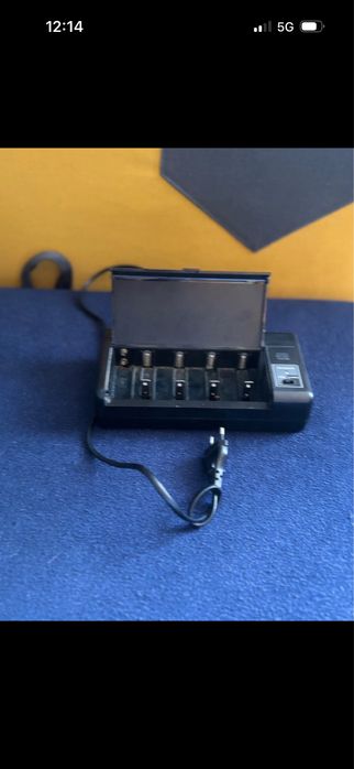 Ladowarka do akumulatorów - Philips