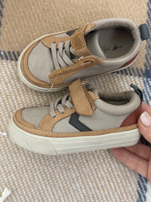 Кеди, кросівки Nike, adidas на хлопчика 21/22/23/25/26 фірм H&M, Next