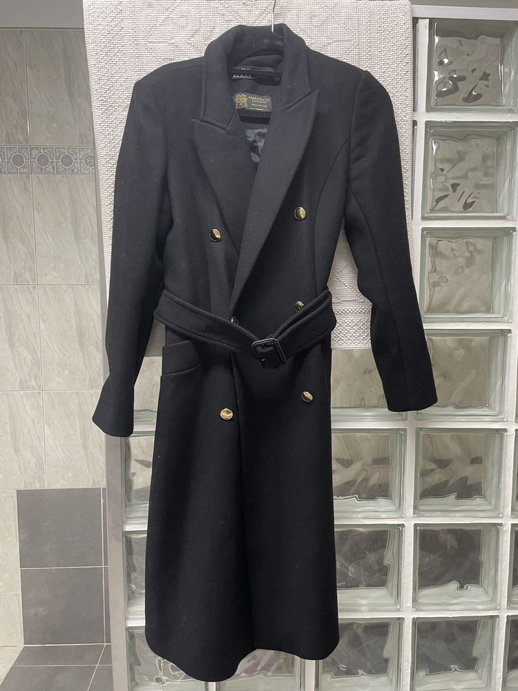Sobretudo de Senhora preto