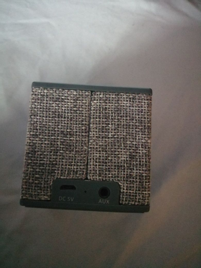 Głośnik rockbox cube