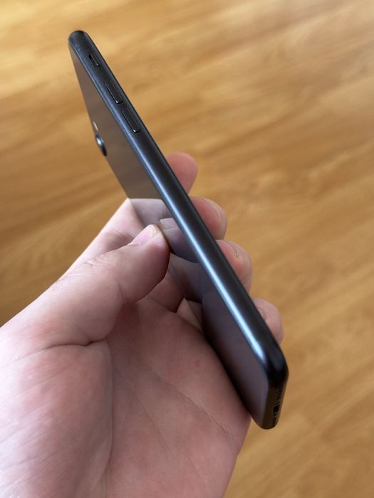 iPhone SE 2022 (SE3) 64Gb Neverlock