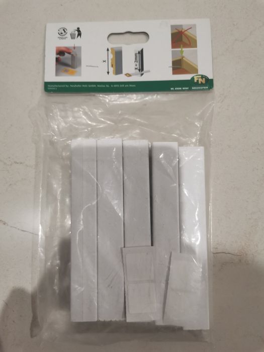 Блок для стику МДФ плінтусу, білий