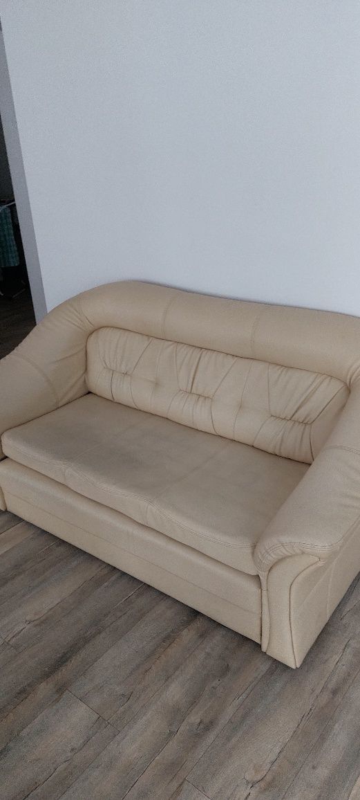 Sofa rozkładana dwu osobowa