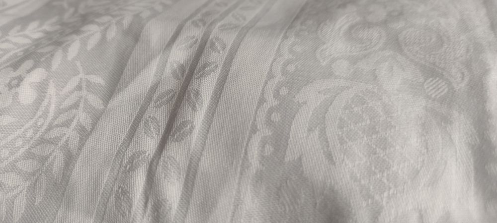 Pościel bawełniana 100% Adamaszek,1998r bialy komple z firmy Frotex