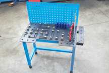 Stół spawalniczy modułowy 600 X 1000 system 28 z narzędziami