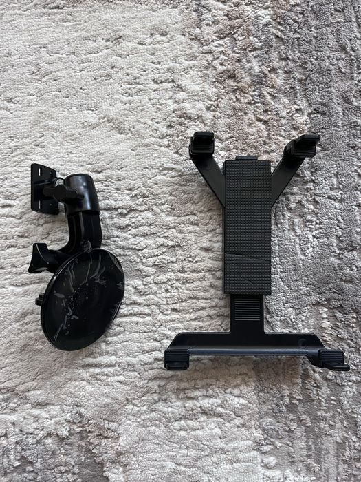 Автотримач для планшета