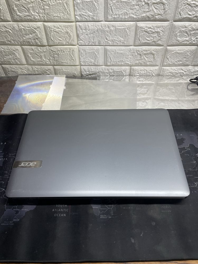 Ноутбук Acer E1-771