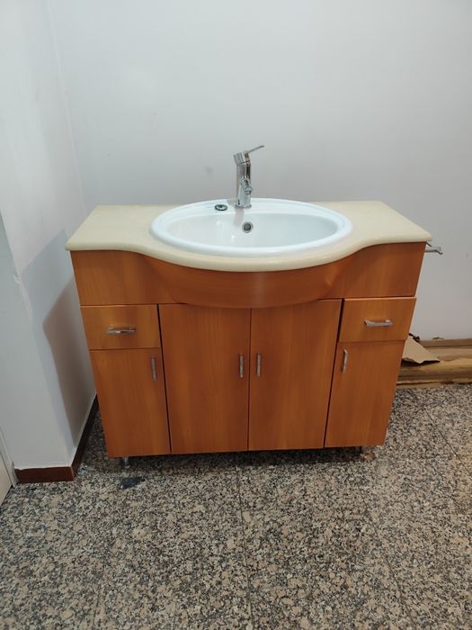 Móvel casa de banho