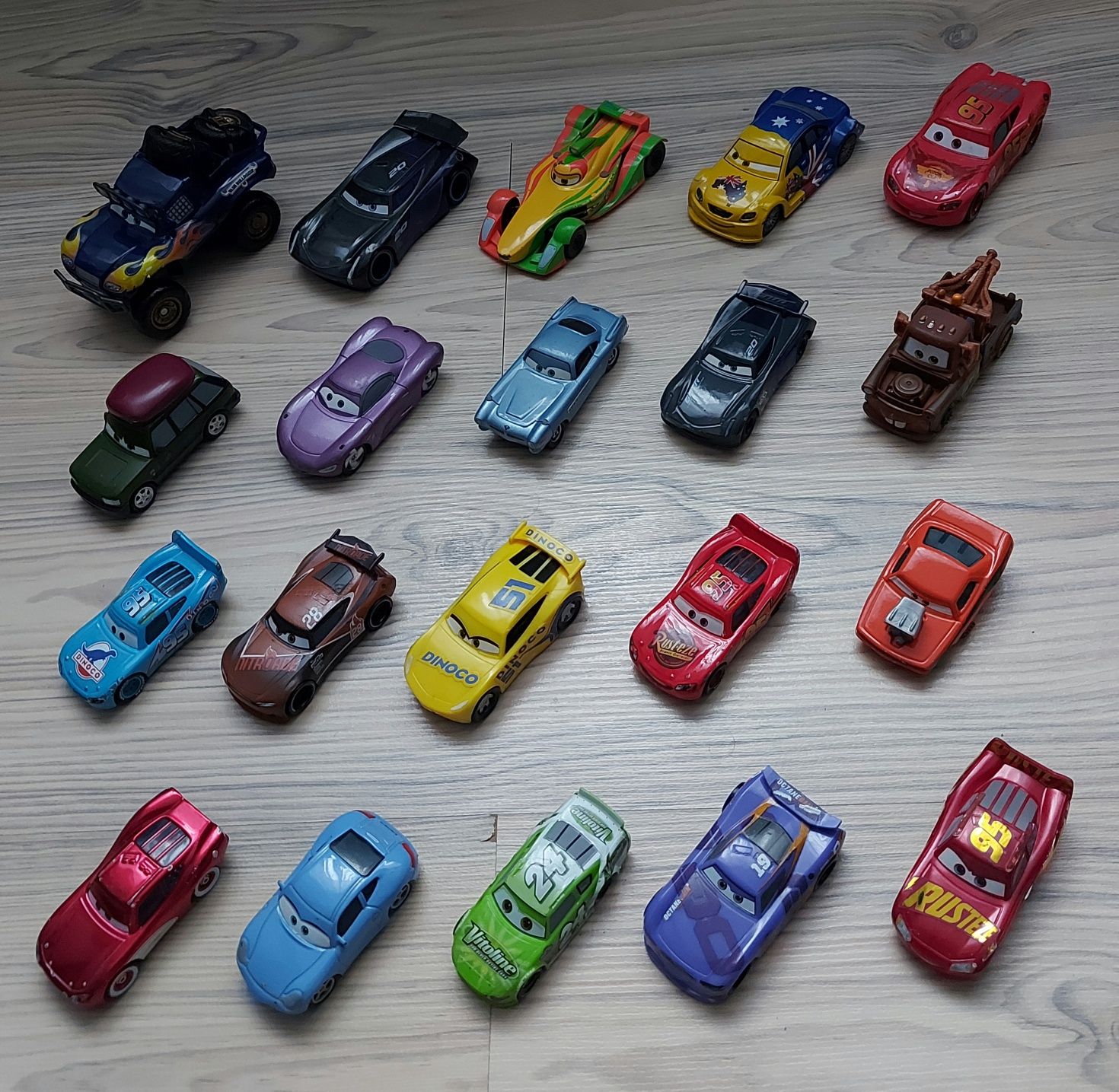 Samochodziki z bajki AUTA Disney Pixar, oryginalne firmy MATTEL