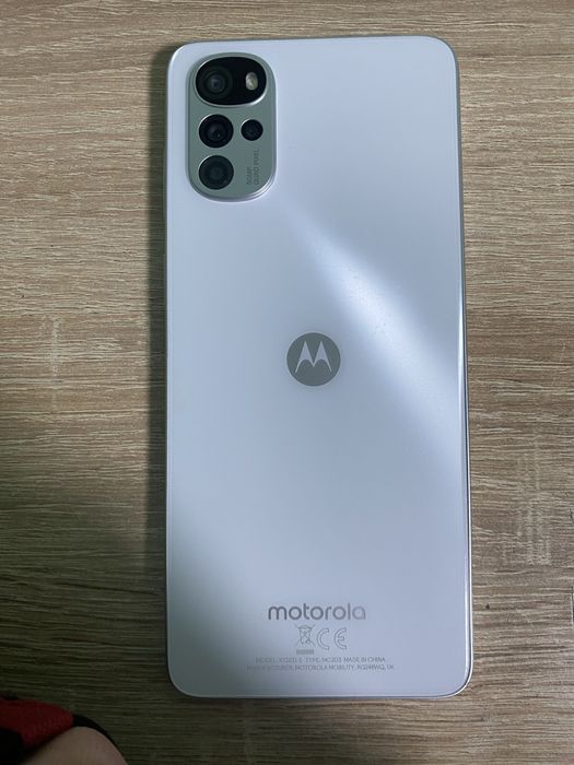 Motorola g22 white