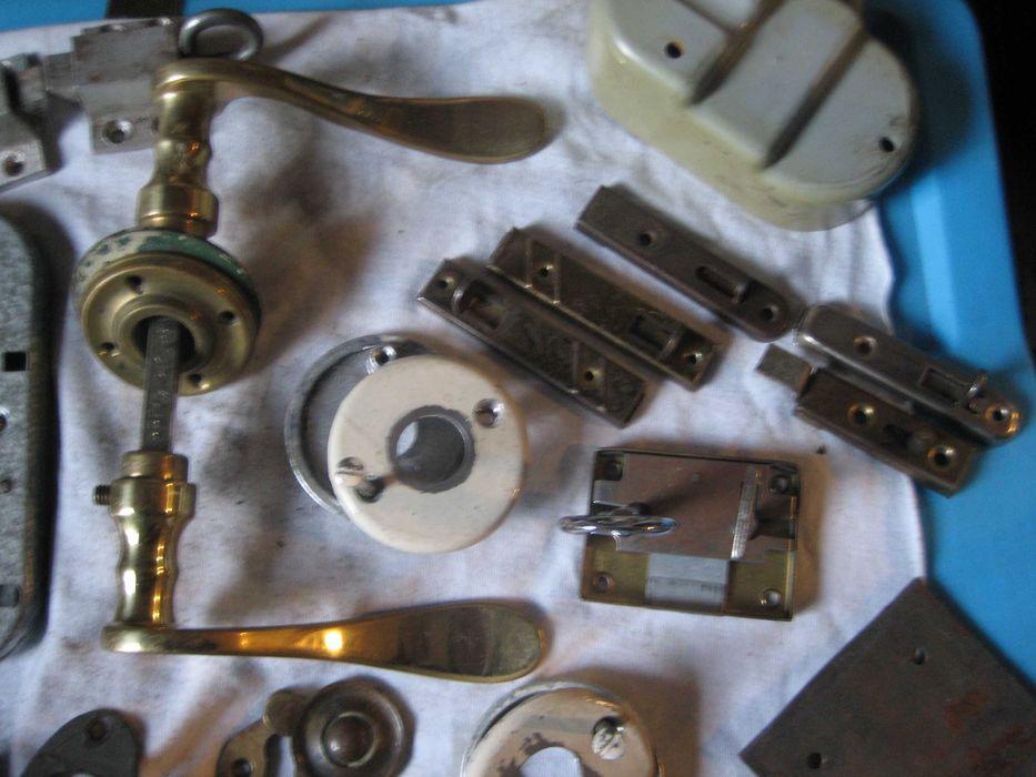 akcesoria  do drzwi i mebli  różnorakie , sprawne i efektywne