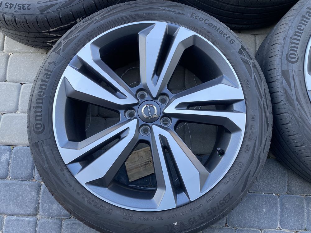 Koła letnie Volvo felgi S60 V60 V60cc 235/45/19 r19 5x108 et55 21r.