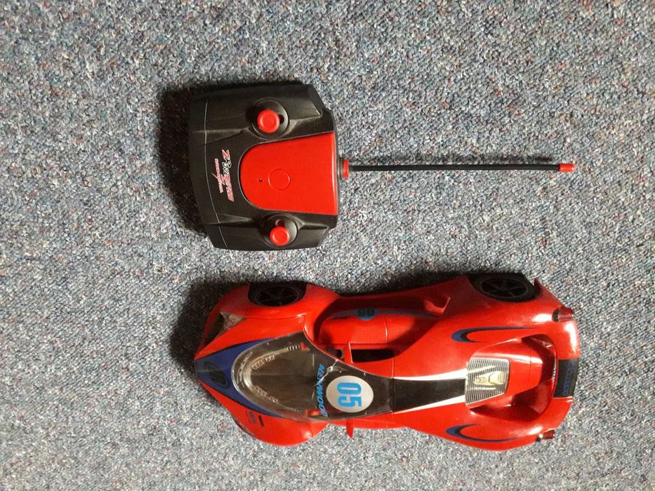 Samochod zdalnie sterowany