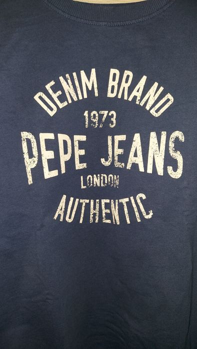 Camisola decote redondo Pepe Jeans
12 anos
Nova
Nova
23€ negociável se