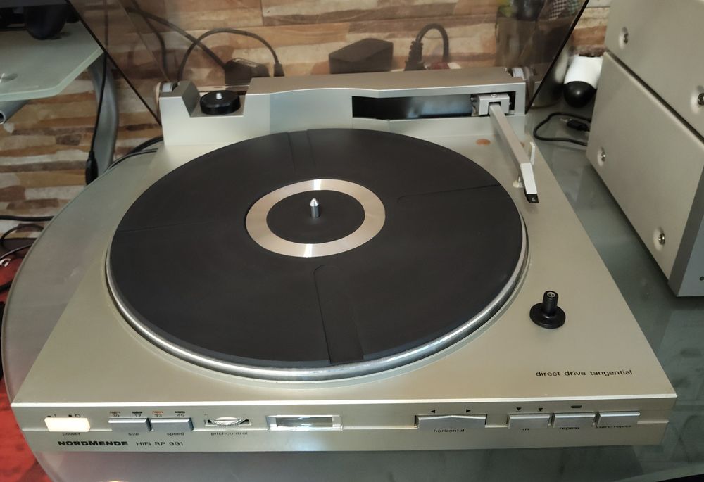 Gira discos Nordmende RP-991 DirectDrive  tangencial raríssimo