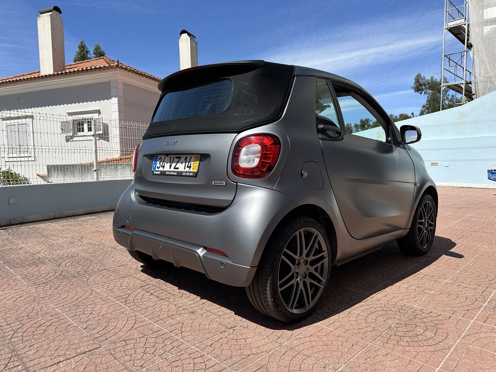 Smart EQ Brabus descapotável. O eletrico ideal para a cidade!!!