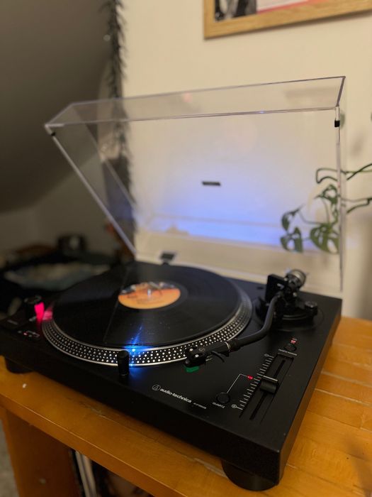 Gramofon Audio-Technica AT-LP120X  Czarny
