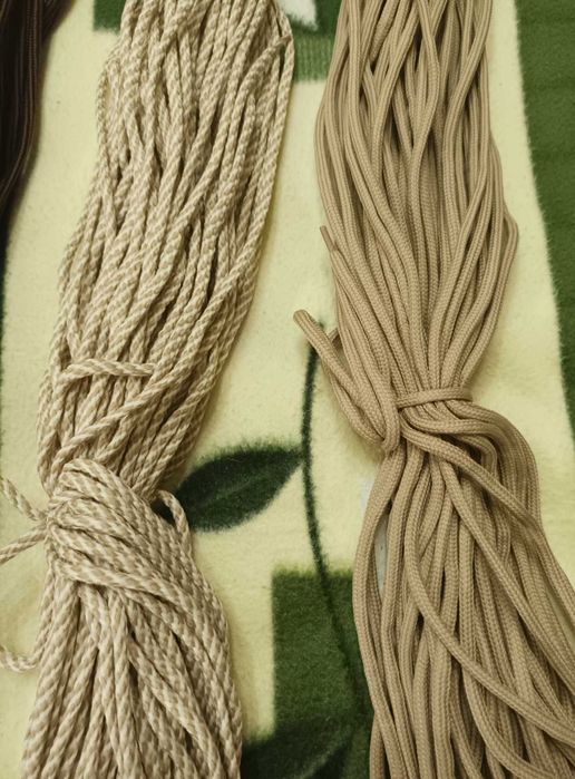 Бежевые/черные шнурки для обуви - 40 грн./10 пар