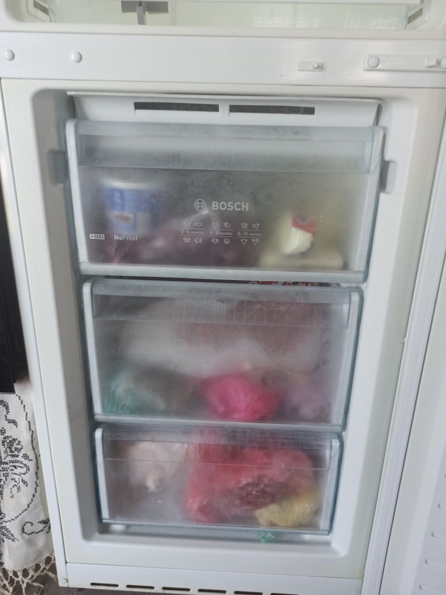 Холодильник BOSCH двухкамерний 2м.