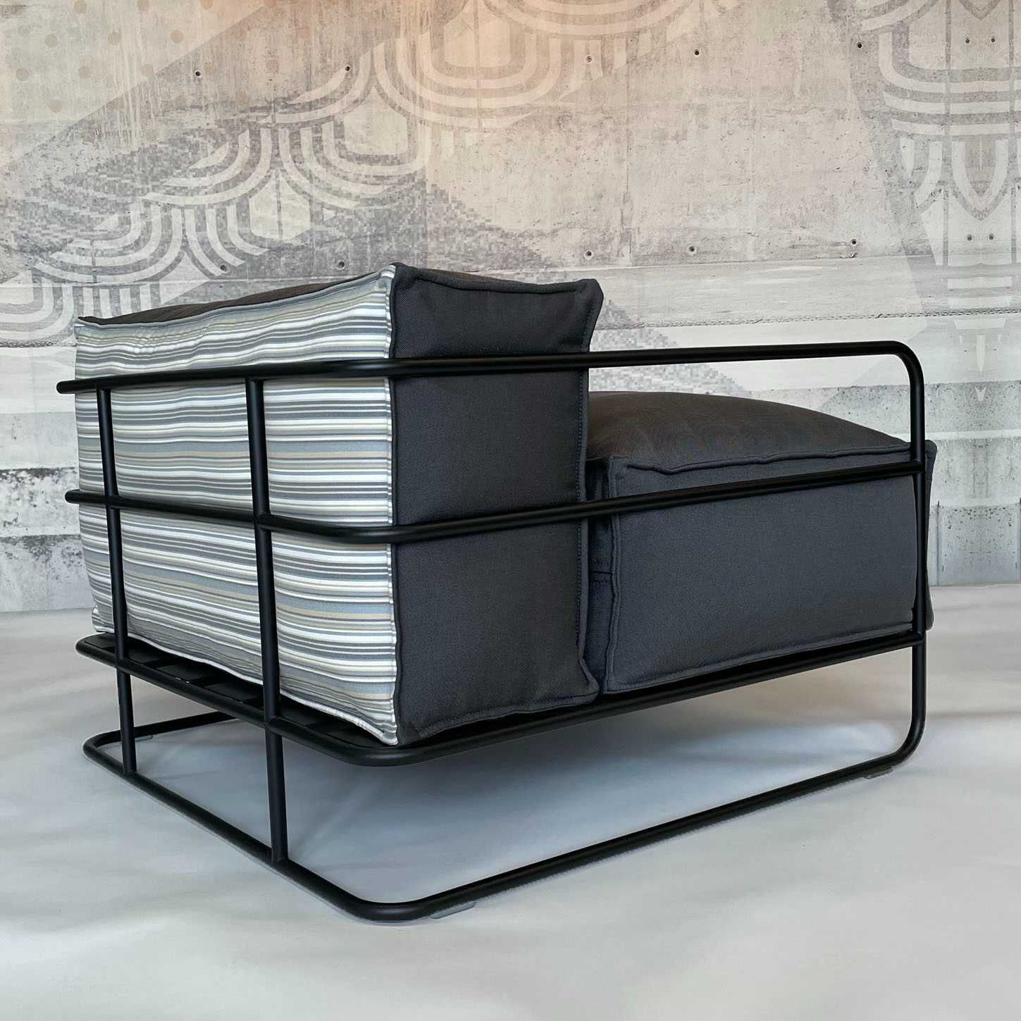 Fotel w stylu Bauhaus, Loft - powystawowy