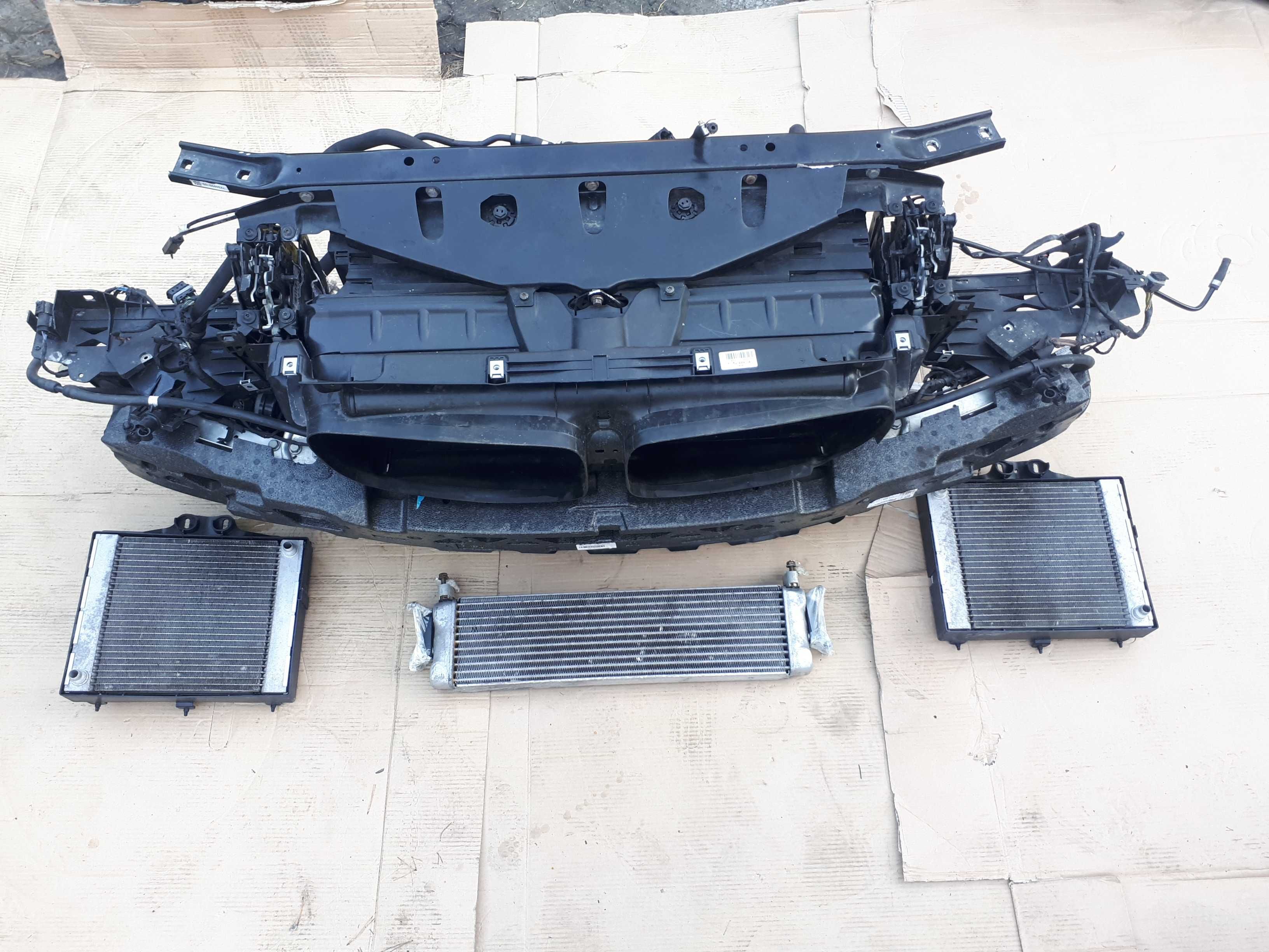 Kompletny Przód Maska Błotniki bmw m5 f10 v8 4.4 560km 575km