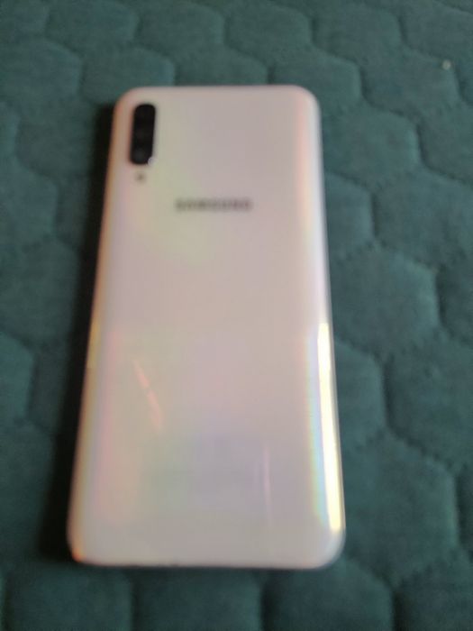 Samsung Galaxy A50