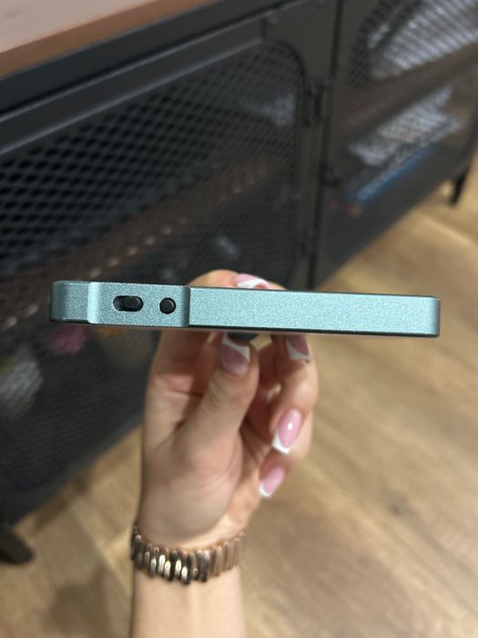 Kompaktowa lampa LED NEWELL RGB-W Rangh Mini