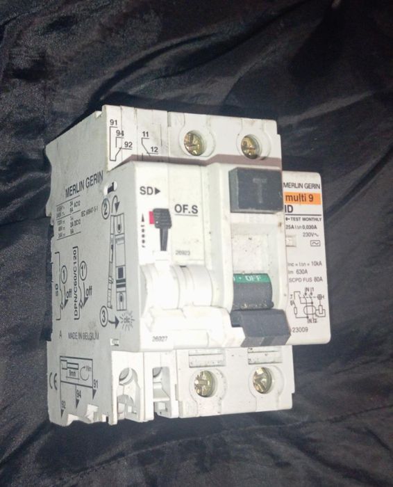 Wyłącznik rożnicowo - prądowy