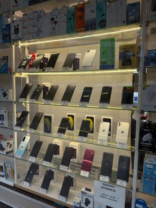 Serwis i Akcesoria do Telefonów–iPhone Samsung Oppo Realme Xiaomi Etui