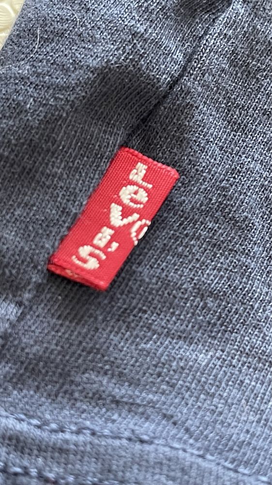 T-Shirt Levis Criança 8-10 anos