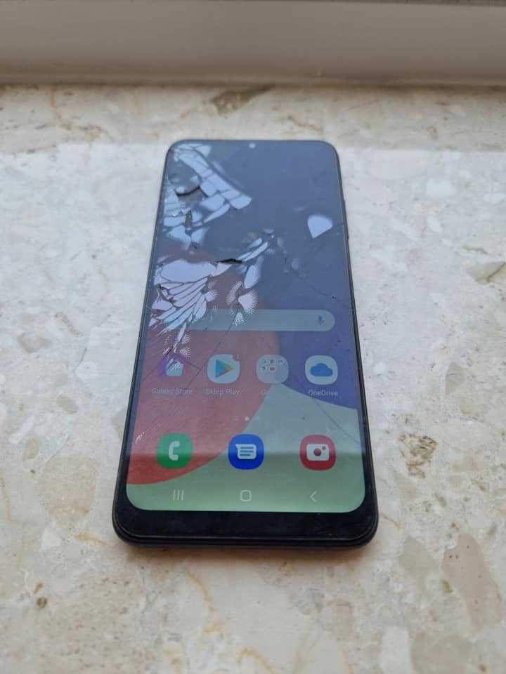 Pakiet 12 telefonów Samsung m.in. S10 A22