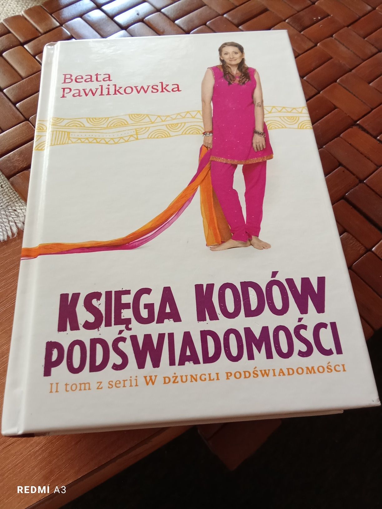Książka,,księga kodów podświadomości,,