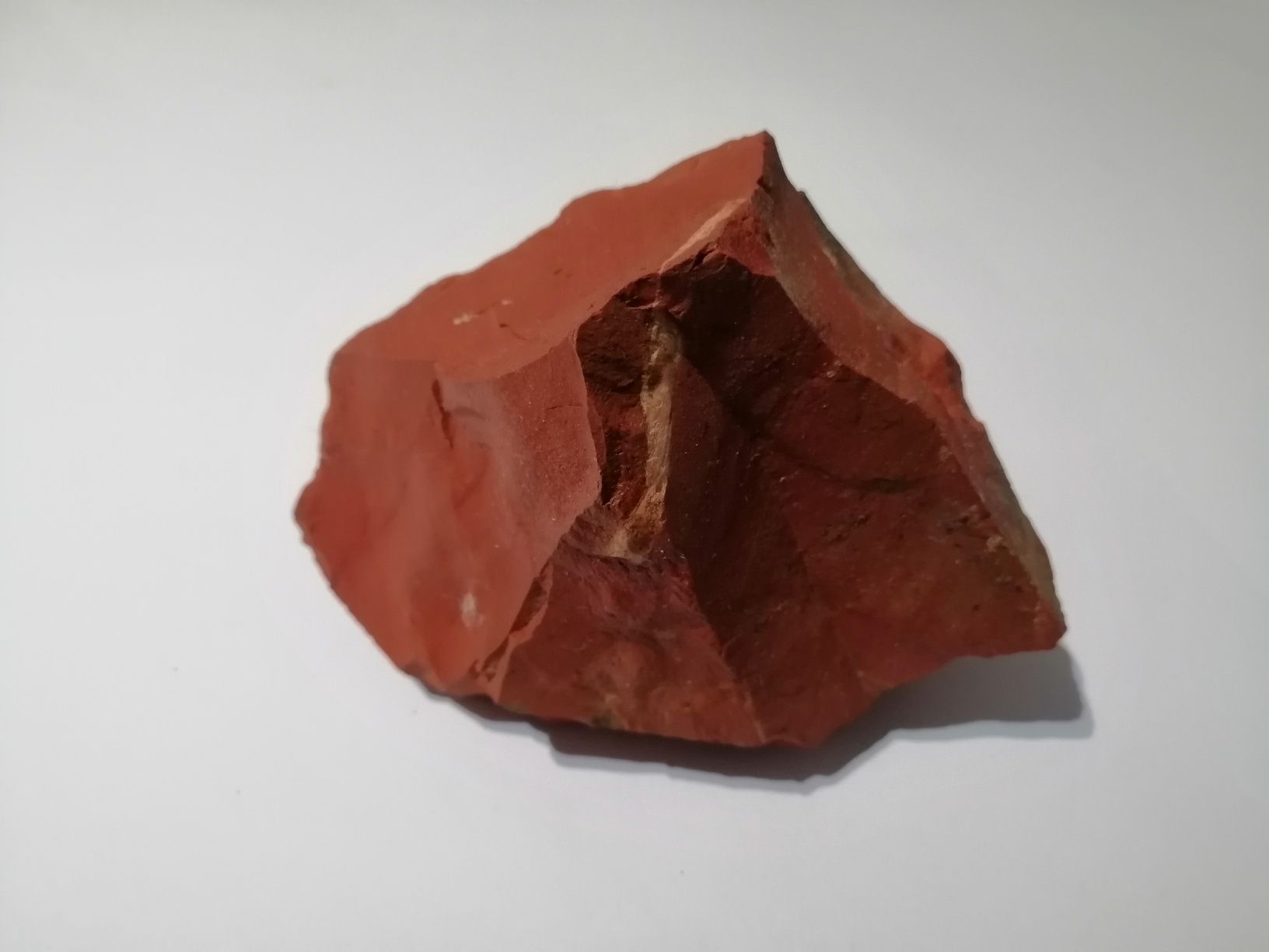 Naturalny kamień Jaspis Czerwony w formie surowych brył nr 2