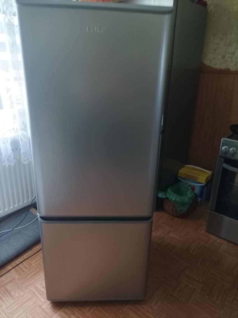 Sprzedam lodówkę