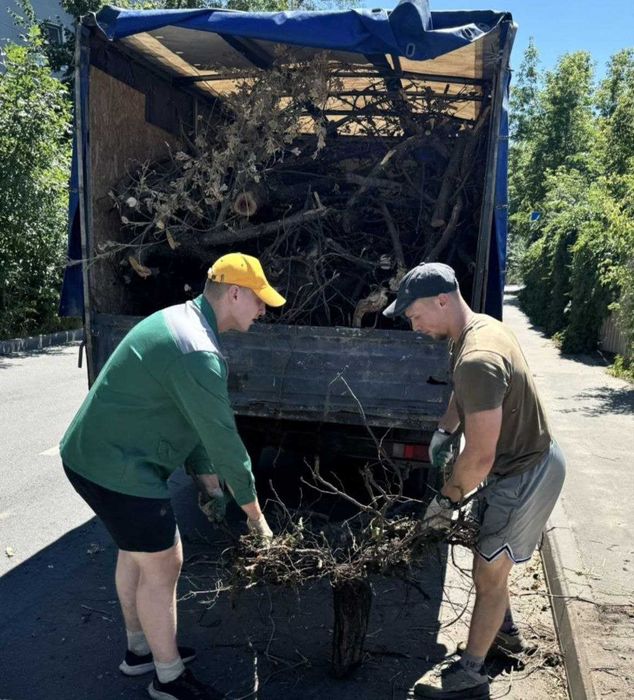 Вывоз хлама мебели вещей, Вывоз мусора в Харькове, Вывоз мусора газель