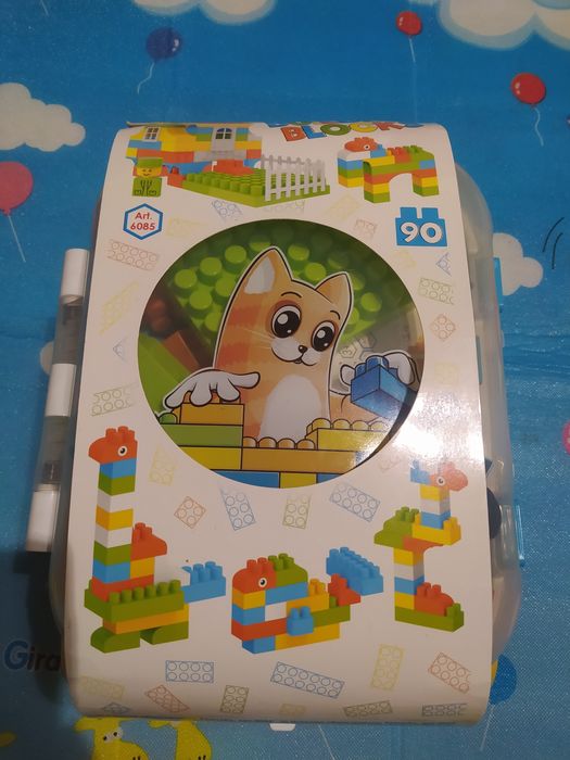 Дитячий конструктор