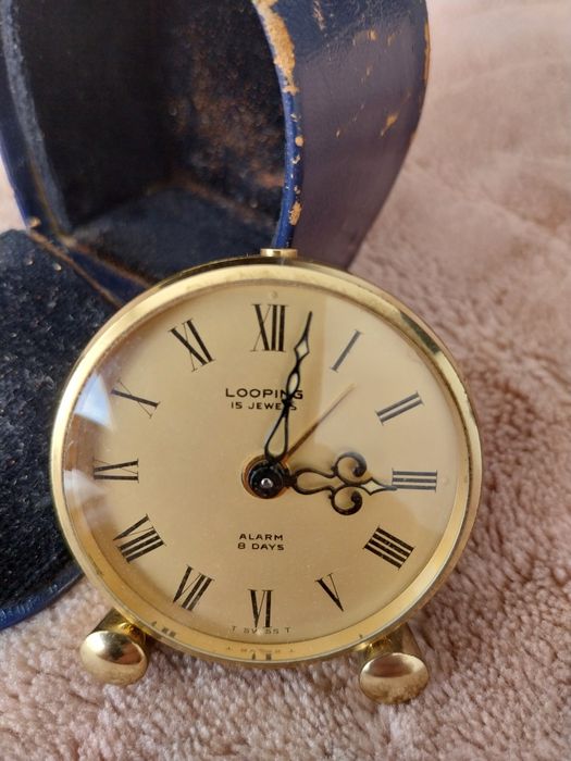 Дорожній будильник