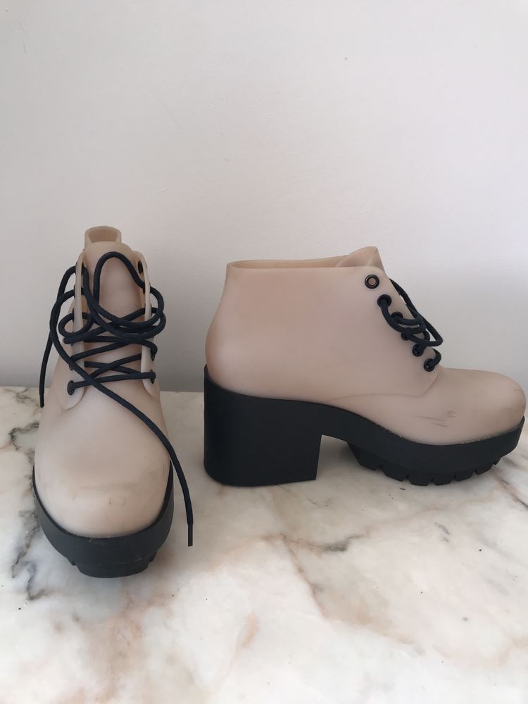 Bota Melissa Stellar